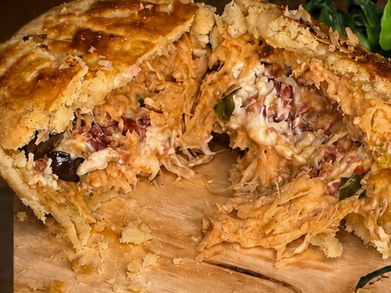 Empada de Frango com Requeijão e Bacon