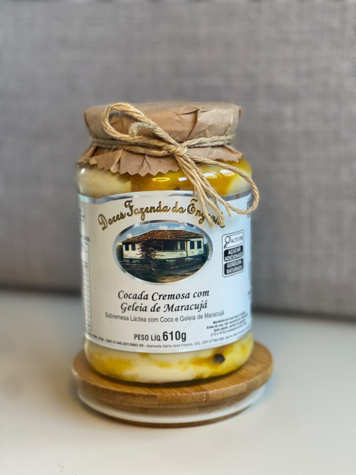 Cocada Cremosa com Geleia de Maracujá
